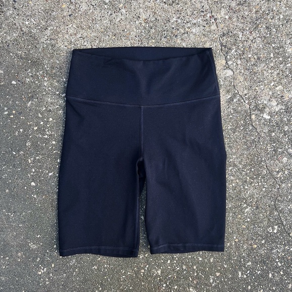 Fabletics Define Powerhold High Waisted Bike Shorts Black 7.5 Inch Size Small - Picture 3 of 8